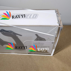 Boîte de présentation en acrylique transparente avec couvercle magnétique personnalisé RAY YI pour collection Pokémon Ultra-Premium Charizard UPC - Product Image 4