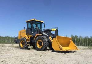 Cargadora de Ruedas LW300FN de 3 Toneladas con Motor Weichai, Diseño Enfocado en el Operador con Cabina Ergonómica y Maniobrabilidad sin Esfuerzo - Product Image 2