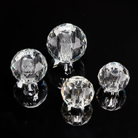 Lampe de table en cristal de luxe, lustre en cristal, verre de cristal facetté, boule en verre de cristal avec trou