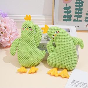 Yeni Peluş Uyku Arkadaşı Yeşil Tavuk Dayanıklı Çiğneme Oyuncağı Köpekler Evcil Hayvan Sesli Oyuncak Köpek Oyuncağı Toptan - Product Image 3