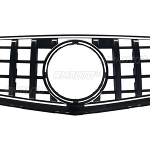 ชุดแต่งสไตล์ GT สำหรับรถยนต์ Mercedes Benz C-Class W204 ปี 2009-2014 ชุดแต่งกันชนหน้า กระจังหน้าแบบแข่ง  ฝาครอบตกแต่ง  ขอบกันชนหน้า - Product Image 6