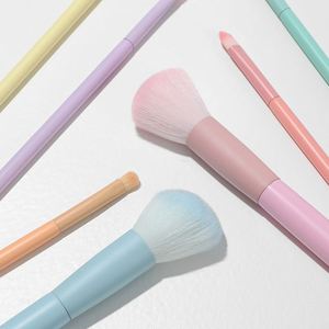 ชุดแปรงแต่งหน้ามาการองสีสันสดใส 7 ชิ้นแปรงทาแป้งฝุ่น อายแชโดว์ เครื่องมือเสริมความงาม - Product Image 6