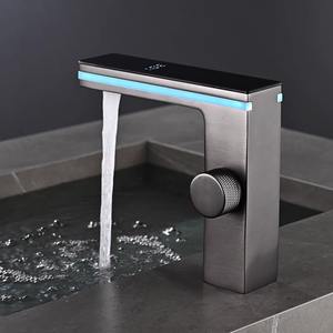 Rubinetto per <span class=keywords><strong>Lavabo</strong></span> <span class=keywords><strong>da</strong></span> Bagno con Luce LED in Lega di Alluminio e Display Digitale Intelligente per Acqua Calda e Fredda - Product Image 4