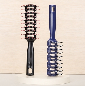 <strong>Fashionable</strong> Scalp Massage <strong>Comb</strong> Fluffy Styling <strong>Comb</strong> Reduces Static Electricity Comfortable Grip Hollow Rib <strong>Comb</strong> - Product Image 2