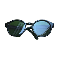 Bonne qualité Mini lunettes de ski accessoires de poupée cadre noir lunettes de soleil en plastique divers Styles accessoires de lunettes de poupée