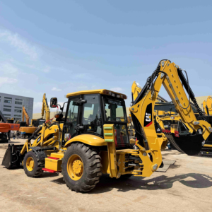 รถตักล้อยางรุ่นใหม่ 420F ทางเลือกแทน JCB 3CX สำหรับงานก่อสร้างถนน คุณสมบัติใกล้เคียงกับ CAT 424 โครงสร้างแข็งแรงทนทาน ราคาคุ้มค่า - Product Image 1