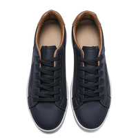 Chaussures décontractées en cuir pour hommes, blanches, légères, respirantes, style skate, durables, printemps, automne, hiver, nouvelle arrivée