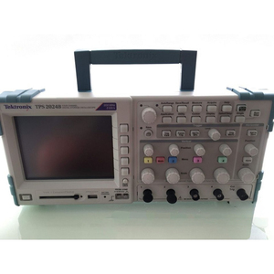 Osciloscopio Tektronix TDS2024B Usado, 200MHz, 2GS/s, 4 Canales - Product Image 1