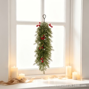 Guirlandes de Noël artificielles en cèdre et pin de Norfolk Diligence, 72 cm, décoration suspendue, décoration de fête, en plastique - Product Image 2