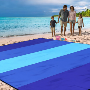 วิวีโกผ้าห่มชายหาด 150x200 ซม. แผ่นรองทรายกันน้ำ แผ่นรองปิกนิกกลางแจ้ง แบบพกพา พร้อมหมุดและคาราไบเนอร์ - Product Image 4