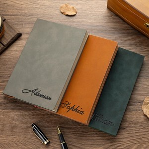 Diario de Cuero Personalizado, Cuaderno de Cuero A5 Grabado con Láser, Ideal como Regalo de Cumpleaños para Él o Ella - Product Image 1