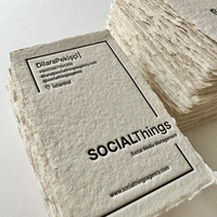 Ensemble de cartes d'invitation de mariage en papier de coton de luxe, impression typographique, gaufrage et débossage personnalisés, bord déchiré à la main, contenu personnalisé