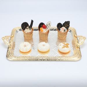 Ensemble de plateaux rectangulaires très vendus Hall d'hôtel Décoration de la maison européenne Plateau de service personnalisé à double poignée en métal - Product Image 6