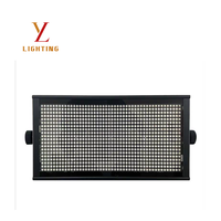 Projecteur LED PAR Stroboscopique 8 Sections 200W 960x5050 RGBW DMX512 RDM Effet de poursuite automatique et de lavage 32 bits Gradation linéaire pour DJ, Scène, Club, Événement