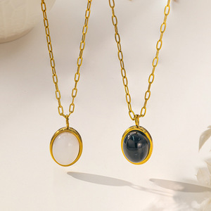 Collar de Moda Lujoso y Retro para Mujer con Colgante de Ojo de Gato y Piedras, Collar de Acero Inoxidable con Baño de Oro de 18K PVD - Product Image 1