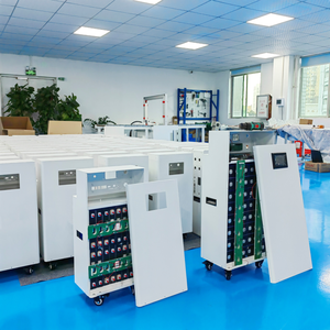 แบตเตอรี่ LiFePO4 แนวตั้ง 15kWh 16kWh ชุดอุปกรณ์จัดเก็บพลังงานสำหรับบ้านแบบครบวงจร - Product Image 4