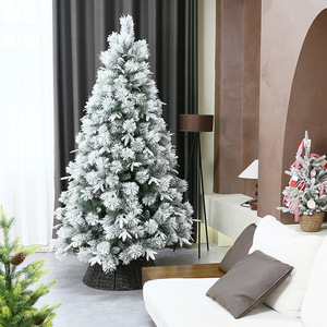 Árbol de Navidad Artificial con Nieve Artificial de PVC y PE Mixto al por Mayor 2027 para Exhibiciones en Escaparates, Decoración Navideña para Exteriores y Bodas - Product Image 3