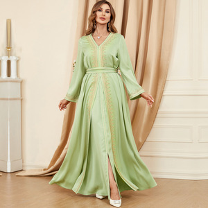 2023 stile modesto 3347 abito da sera in due pezzi da donna Muslim Abaya in poliestere per l'estate nella regione del Medio Oriente arabo - Product Image 4