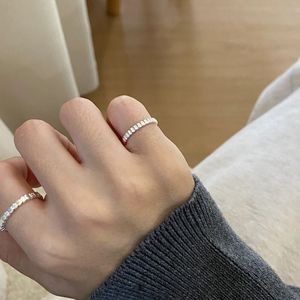Anillo de Plata de Ley S925 de Alta Gama para Mujer, con Forro de Chocolate, Patrón Vertical en Capas, Estilo Simple, Certificado GRS - Product Image 4