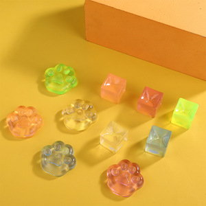 Jouet anti-stress populaire en caoutchouc transparent au sel marin, en forme de patte de chat collante, à presser, en forme de cube de glace - Product Image 3