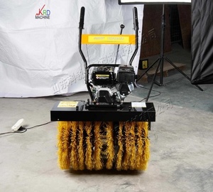 Machine à neige multifonctionnelle de 6,5 chevaux, de type brosse, utilisée pour dégager la neige des routes et des terrains scolaires - Product Image 6