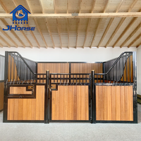 Fourniture d'usine personnalisation porte de stalles à chevaux multi-fonctionnelle cheval stable fronts hangar équin