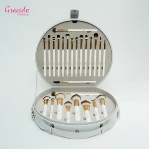 Juego de 25 Brochas de Maquillaje de Lujo con Elegante Estuche Redondo de Cuero PU Gris, Inserto de Espuma <span class=keywords><strong>EVA</strong></span>, Ultra Suaves, Sintéticas Premium - Product Image 4