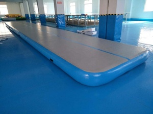 Professionelle Gymnastik-Trainingsmatte Schwarze PVC Aufblasbare Matte 183cm 9mm Dick Anpassbar Unisex - Product Image 6