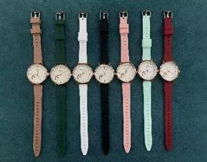 Orologio da Donna con Cinturino in Silicone, Cassa Rotonda in Lega, Resistente all'Acqua, Smartwatch alla Moda, Disponibile in Diversi Colori - Product Image 3