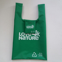 Bolsa plegable de poliéster para la compra, bolsas recicladas de nailon para mascotas, tela para camisetas, pliegues en bolsa pequeña