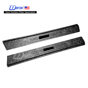 Estribos de puerta de fibra de carbono forjada para interiores de Lamborghini Aventador LP700 LP740 - Product Image 1