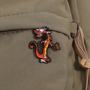 Broches en émail Mushu Dragon inspirées du <span class=keywords><strong>film</strong></span>, badges de dessin animé pour sac à dos, vêtements, accessoires, bijoux, cadeau - Product Image 3