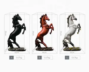 2020 nuovi Arrivi Cavallo di Arte Della Resina Nero Bianco Cavallo Statua di Altri Prodotti di Cavalli