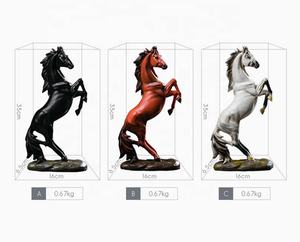 2020 nuovi Arrivi Cavallo di Arte Della Resina Nero Bianco Cavallo Statua di Altri Prodotti di Cavalli - Product Image 5
