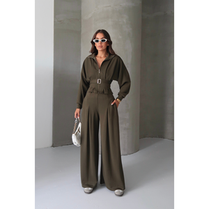 Conjunto de Dos Piezas Modal Color Caqui, Pantalones Holgados Plisados y Blusa con Cintura Ajustada con Cinturón y Cremallera, Atuendos para Ocasiones Especiales - Product Image 2