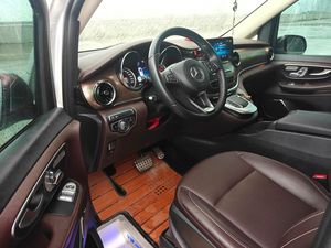 <span class=keywords><strong>Mercedes</strong></span>-Benz V-Class 2021 d'<span class=keywords><strong>occasion</strong></span>, fourgonnette de passagers LHD, pour l'exportation - Product Image 5