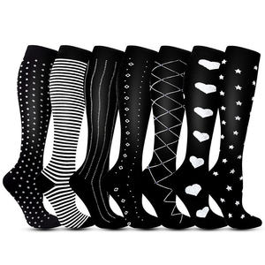 Chaussettes de sport montantes BiLu pour femmes, en coton tricoté respirant, design tendance, chaussettes de cyclisme fantaisie pour hommes, vente en gros - Product Image 1