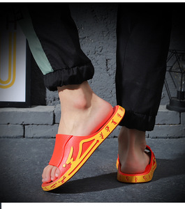 Chaussons d'été tendance pour hommes et femmes, chaussures <span class=keywords><strong>de</strong></span> plage antidérapantes à plateforme épaisse pour la maison - Product Image 5