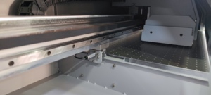 Direct Naar Kledingstuk Uv Printer Inkt Id Kaart Verhoogde Tekst Afdrukken Op Glazen Fles Printer - Product Image 6