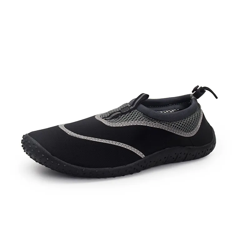 Nuevo estilo de malla transpirable para hombre, zapatos unisex resistentes al agua, zapatillas de playa antideslizantes para exteriores de verano, zapatos de agua para hombre