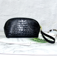 Sac de maquillage multifonctionnel élégant en cuir de crocodile en forme de coquille pour femmes Porte-monnaie