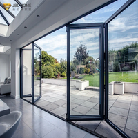 Portes pliantes en aluminium à double vitrage pour projet de villa personnalisé, résistantes au vent, certifiées NFRC
