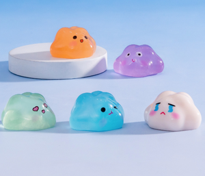 DIY bébé enfants jouets de bain promotionnel petit dessin animé mignon souriant embrasser pleurer heureux lumineux pluie nuage résine artisanat sculpture - Product Image 3