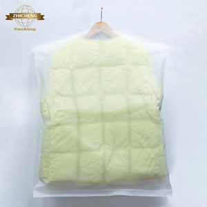 Kích Thước Tùy Chỉnh Treo Quần Áo <span class=keywords><strong>B</strong></span>ảo Vệ Rõ Ràng Cuộn Túi <span class=keywords><strong>B</strong></span>ụi In Logo Khối Lượng-Trên Túi <span class=keywords><strong>B</strong></span>ụi Cho May Mặc <span class=keywords><strong>B</strong></span>ụi <span class=keywords><strong>B</strong></span>ằng Chứng Lưu Trữ - Product Image 2