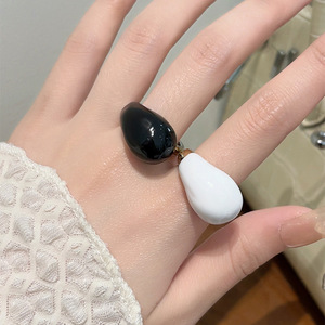 Joyería minimalista gota de agua goteo francés anillo abierto geométrico vino rojo esmalte anillo 18K chapado en <span class=keywords><strong>oro</strong></span> anillo geométrico elegante - Product Image 3