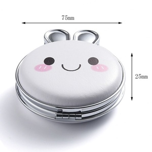 กระจกแต่งหน้าแบบพับได้สองด้านลายหูกระต่ายน่ารัก - Product Image 2