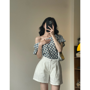 Shorts de sport pour femmes de bonne qualité, brodés, séchage rapide, haute respirabilité, 100% coton, fermeture à boutons, été, service ODM - Product Image 1