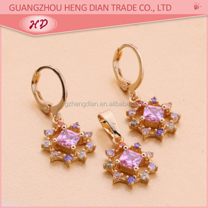 HengDian marca 18K chapado en oro <span class=keywords><strong>de</strong></span> latón accesorios novia pendiente colgante collar <span class=keywords><strong>de</strong></span> conjuntos <span class=keywords><strong>de</strong></span> joyas para mujer - Product Image 2