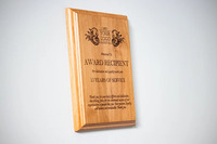 JUNJI – prix de la Plaque de bois gravée sur mesure, prix de la Plaque de bois pour la réalisation d'un cadeau d'entreprise avec Prime de gravure personnalisée