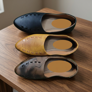 Chaussures en cuir véritable imperméables de style traditionnel Rajasthani, personnalisées par BS International OEM, pour hommes et garçons, style campagnard chic. - Product Image 1